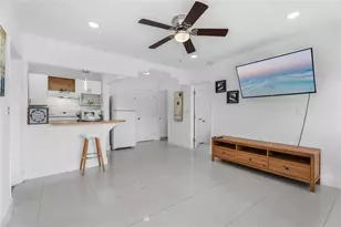 343 Van Buren St, Hollywood, FL 33019 - Photo 4