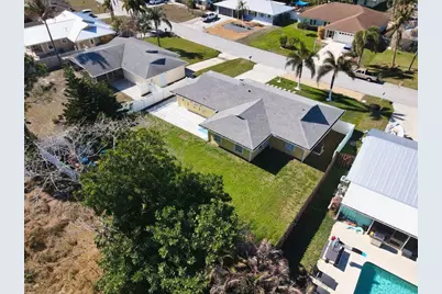 888 NE Maranta Terrado, Jensen Beach, FL 34957 - Photo 14