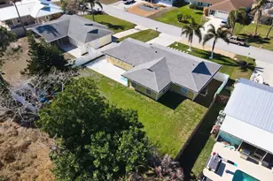 888 NE Maranta Terrado, Jensen Beach, FL 34957 - Photo 14