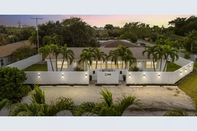 2000 NE 17th Court #1-2, Fort Lauderdale, FL 33305 - Photo 1