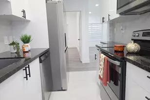2131 Calais Dr, Miami Beach, FL 33141 - Photo 12
