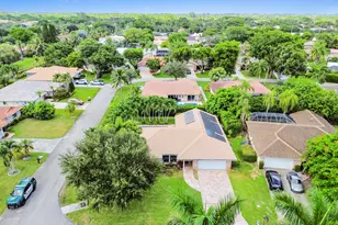 7123 NW 42nd Ct, Coral Springs, FL 33065 - Photo 32