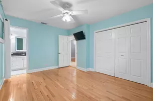 317 NE 2nd St, Boca Raton, FL 33432 - Photo 20