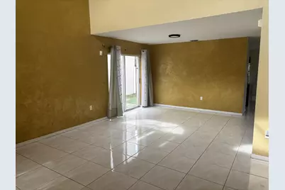 56 Gables Boulevard, Weston, FL 33326 - Photo 2