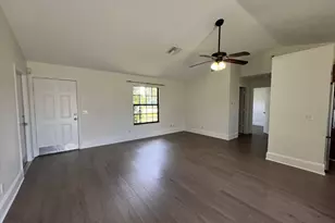 720 3rd St SW, Vero Beach, FL 32962 - Photo 2