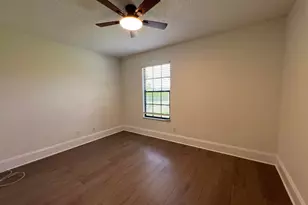 720 3rd St SW, Vero Beach, FL 32962 - Photo 8