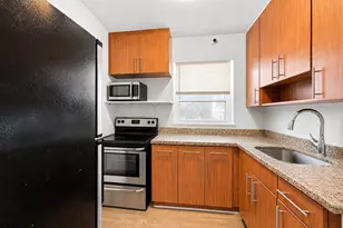 1170 71st St, Miami Beach, FL 33141 - Photo 4