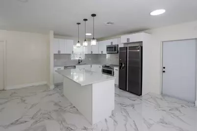 1830 NE 2nd Lane NE, Boynton Beach, FL 33435 - Photo 4