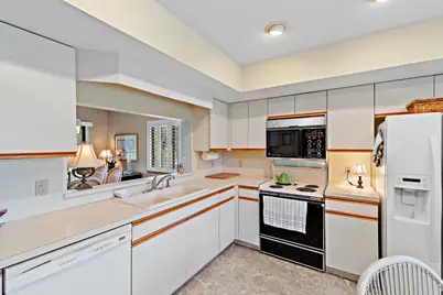 6433 SE Brandywine Court #Unit 217, Stuart, FL 34997 - Photo 12