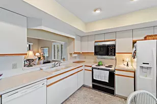 6433 SE Brandywine Ct, Stuart, FL 34997 - Photo 12