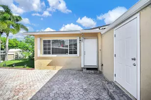 2171 SW 36th Terrace, Fort Lauderdale, FL 33312 - Photo 2