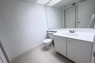 1300 SW 125th Ave, Pembroke Pines, FL 33027 - Photo 6