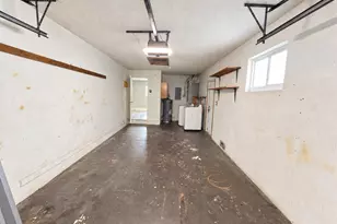 7975 NW 8th St, Margate, FL 33063 - Photo 14