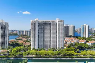 2000 Island Blvd, Aventura, FL 33160 - Photo 44