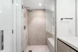 2000 Island Blvd, Aventura, FL 33160 - Photo 26