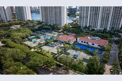 2000 Island Boulevard #903, Aventura, FL 33160 - Photo 72