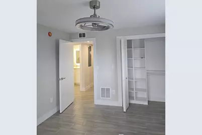 215 E Normandy E #215, Delray Beach, FL 33484 - Photo 12