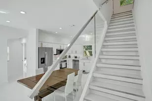833 SW 17th St, Fort Lauderdale, FL 33315 - Photo 2