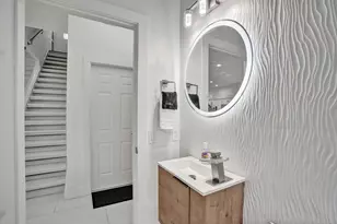 833 SW 17th St, Fort Lauderdale, FL 33315 - Photo 20