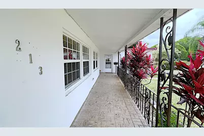 213 SW 3rd Place, Dania Beach, FL 33004 - Photo 4