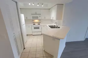 4163 N Haverhill Rd, West Palm Beach, FL 33417 - Photo 12