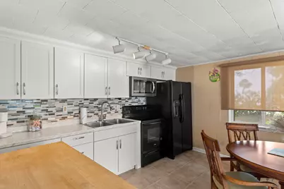 13485 N Indian River Drive, Sebastian, FL 32958 - Photo 16