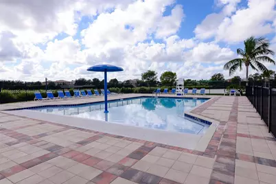 1887 Newport Isles Boulevard, Port Saint Lucie, FL 34953 - Photo 8
