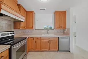 217 Parkwood Dr S, Royal Palm Beach, FL 33411 - Photo 10