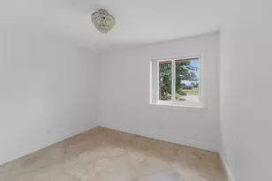 217 Parkwood Dr S, Royal Palm Beach, FL 33411 - Photo 14