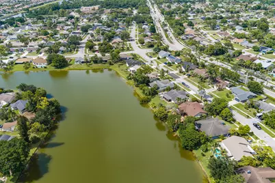 217 Parkwood Drive S, Royal Palm Beach, FL 33411 - Photo 36