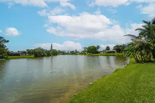 217 Parkwood Dr S, Royal Palm Beach, FL 33411 - Photo 32