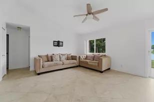 217 Parkwood Dr S, Royal Palm Beach, FL 33411 - Photo 6