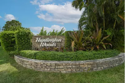 217 Parkwood Drive S, Royal Palm Beach, FL 33411 - Photo 2