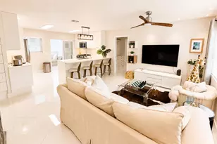 327 Lancaster St, Boca Raton, FL 33487 - Photo 4