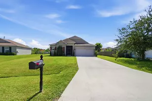 2389 SW Vale St, Port Saint Lucie, FL 34953 - Photo 2