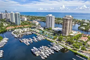 19707 Turnberry Way, Aventura, FL 33180 - Photo 12