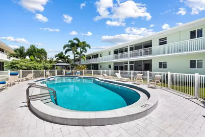 2100 NE 38th Street #205, Lighthouse Point, FL 33064 - Photo 14