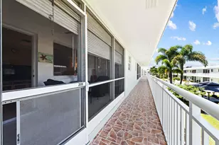 2100 NE 38th St, Lighthouse Point, FL 33064 - Photo 12