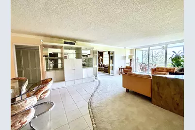 3930 Oaks Clubhouse Drive #506, Pompano Beach, FL 33069 - Photo 2
