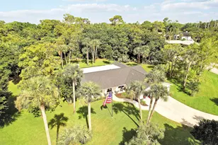 12709 Quercus Ln, Wellington, FL 33414 - Photo 44