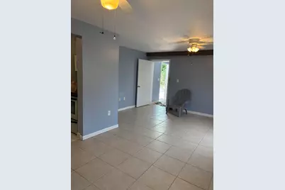 626 Minnesota Street #B, Lantana, FL 33462 - Photo 2