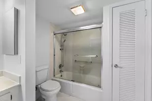 250 John F Kennedy Dr, Atlantis, FL 33462 - Photo 16