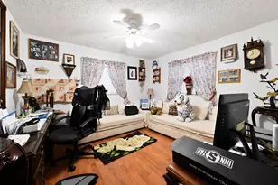 1229 SW Cynthia St, Port Saint Lucie, FL 34983 - Photo 28