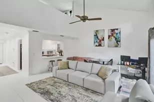 7387 NW 34th St, Lauderhill, FL 33319 - Photo 12