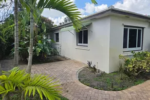 704 NE 22nd Dr, Wilton Manors, FL 33305 - Photo 14