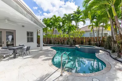 2443 Players Court, Wellington, FL 33414 - Photo 32