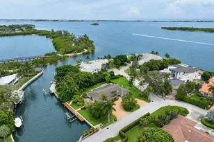2 Island Rd, Sewalls Point, FL 34996 - Photo 10