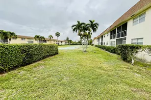 9911 Sandalfoot Blvd, Boca Raton, FL 33428 - Photo 12