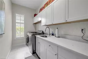 2721 Olde Cypress Dr, Naples, FL 34119 - Photo 16