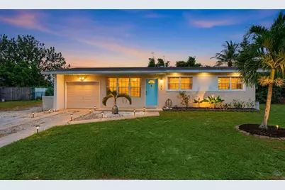 156 Granada Drive, Palm Springs, FL 33461 - Photo 2